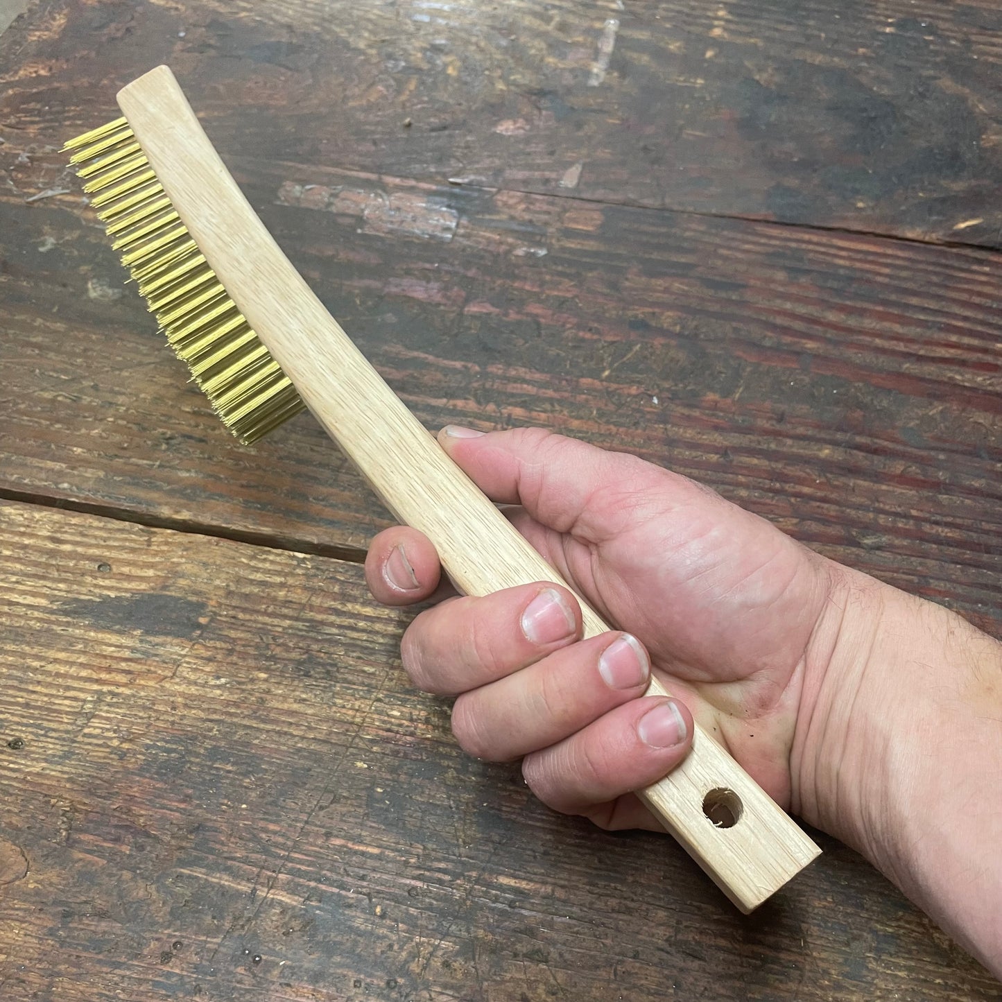 Magnolia Curved Handle Brass Scratch Brush (1-SB)