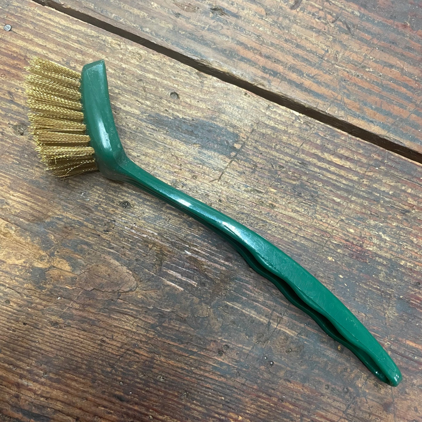 Magnolia Pot & Pan Brush (301)