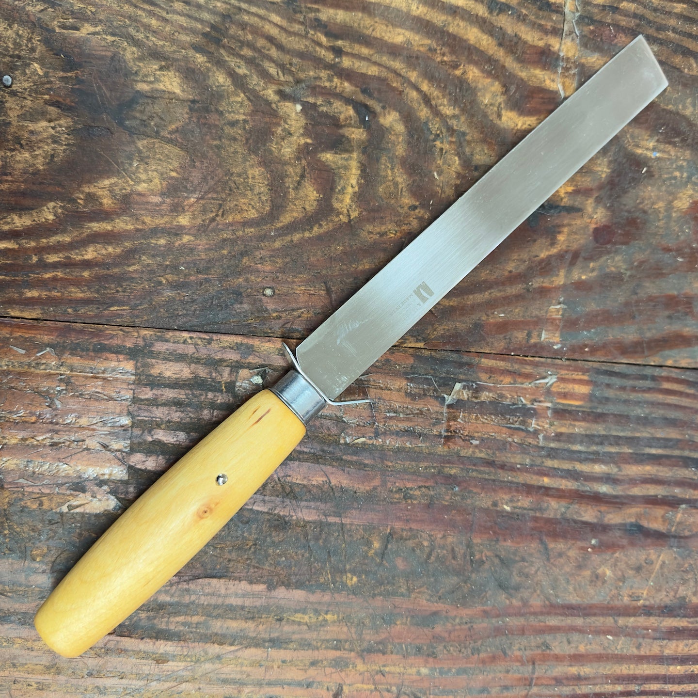 R. Murphy "Blemished" Square Point Rubber Knife Heavy gauge 8" x 1 " w/ Bent Guard (86811) 814RU/BG