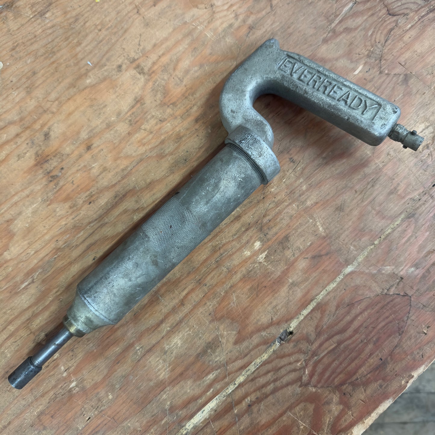 Everready Grease Gun (EGGUN)