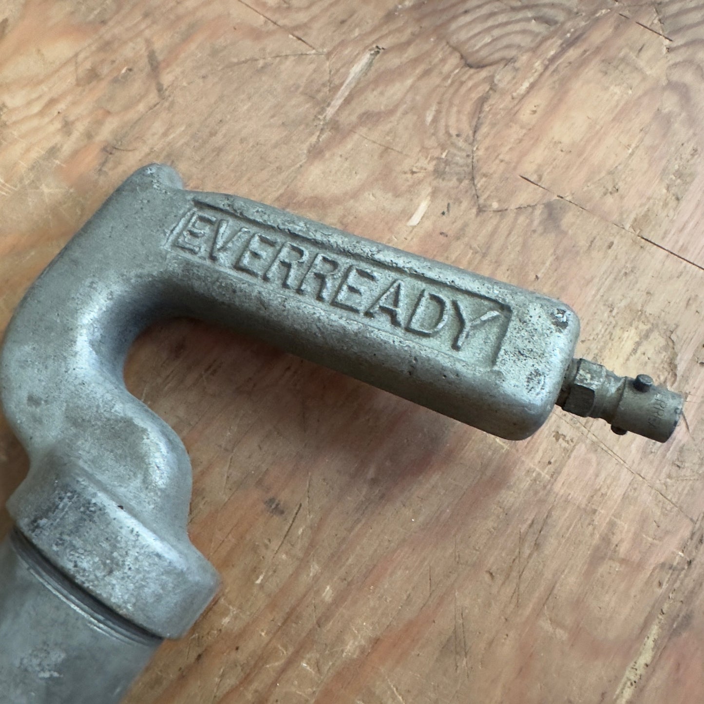 Everready Grease Gun (EGGUN)