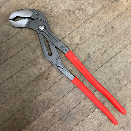 Knipex 22" Cobra XXL Water Pump Pliers (8701560US)